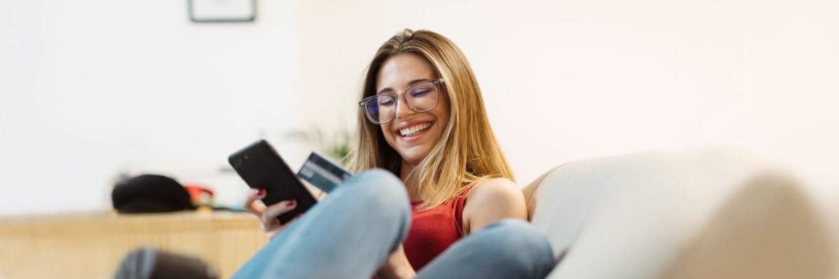 How much money should you keep in your checking account? This article can help